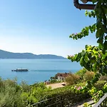 Hotel Meandro - View Gargnano