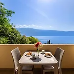 Meandro - View Hotel Gargnano
