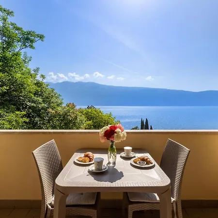 Meandro - View Ξενοδοχείο Gargnano