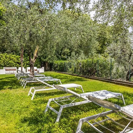 Meandro - View Gargnano