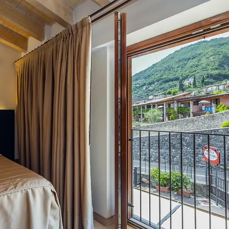 Hotel Meandro - View Gargnano