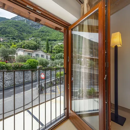 Meandro - View Ξενοδοχείο Gargnano