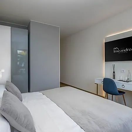 Meandro - View Hotell 4*