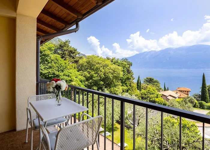 Meandro - View Hotel Gargnano